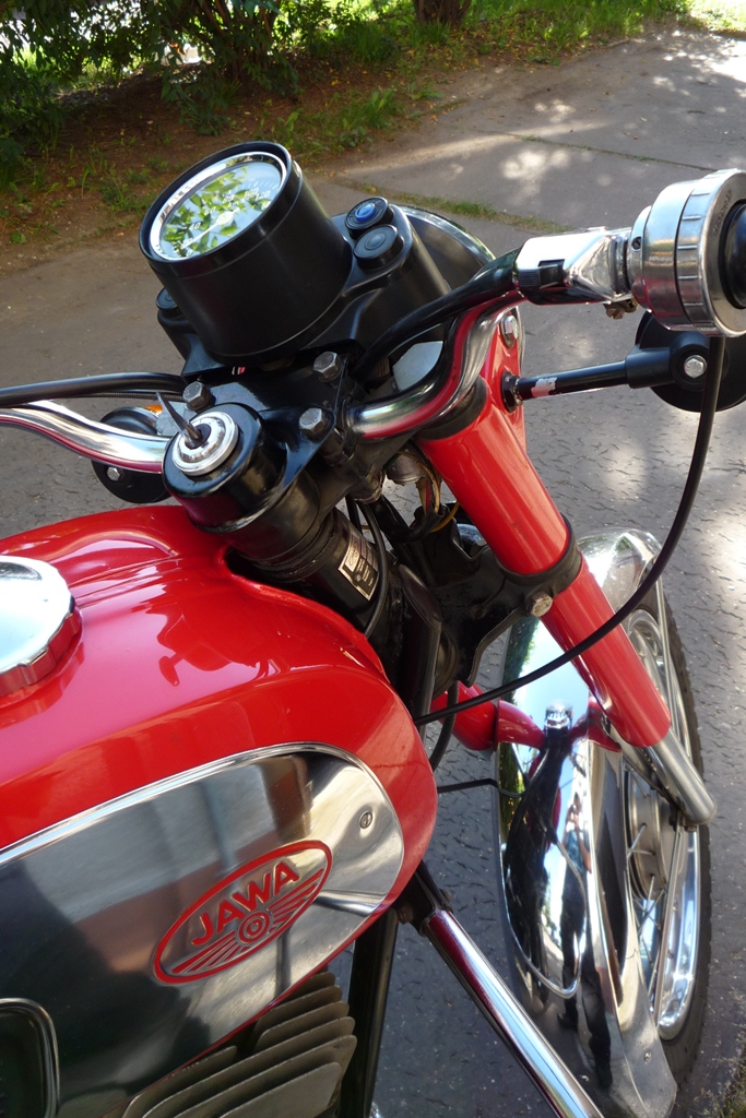 Jawa 350/634-8 detail