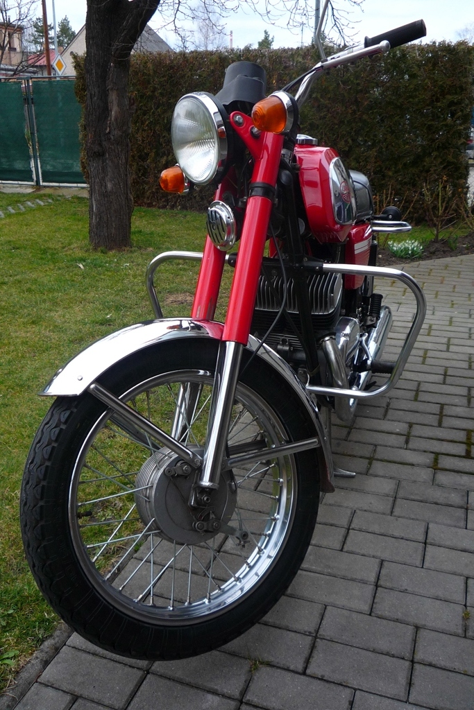 Jawa 350/634 jaro 2017_2